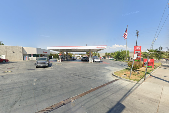 Man Injured in Unprovoked Shooting at Northridge Gas Station, LAPD Seeks Suspect in Gray Hoodie
