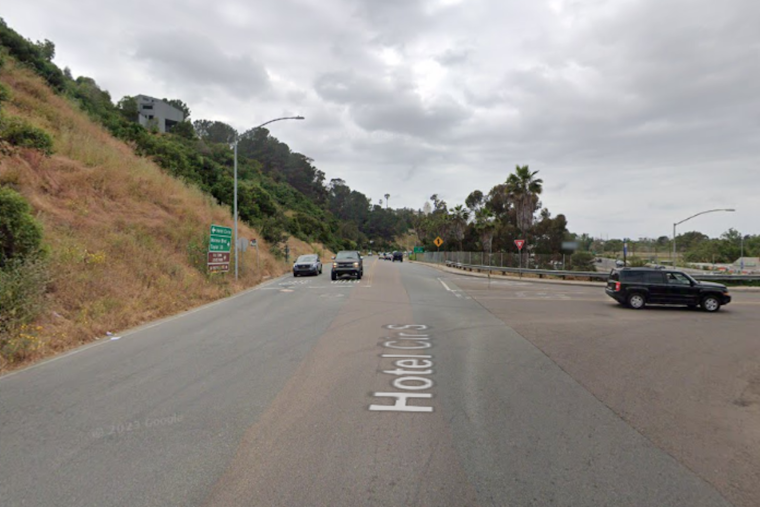Man Survives Stabbing Attack in Mission Valley West, Suspect Still at Large