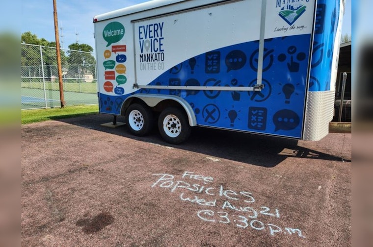 Mankato Engages Hilltop Residents with Popsicle Pop-Up For Neighborhood Input