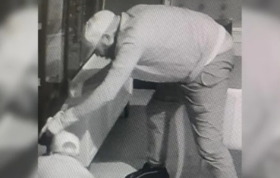 Memphis Police Hunt for Suspects in $10,000 Eyeglass Frame Heist, Public's Aid Sought