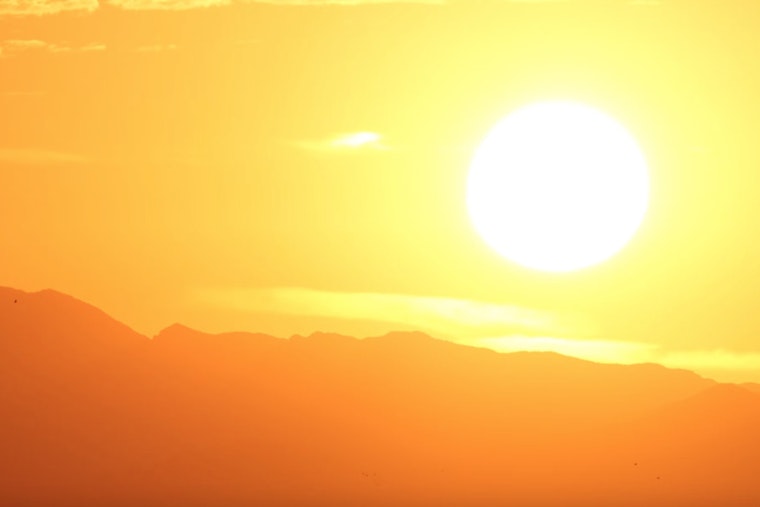 Memphis to Experience Sizzling Temperatures as Sunny Days Push Mercury into the High Nineties