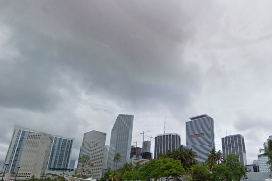 Miami Cools Down as Easterly Breeze Brings Showers and Relief from Heat Advisory