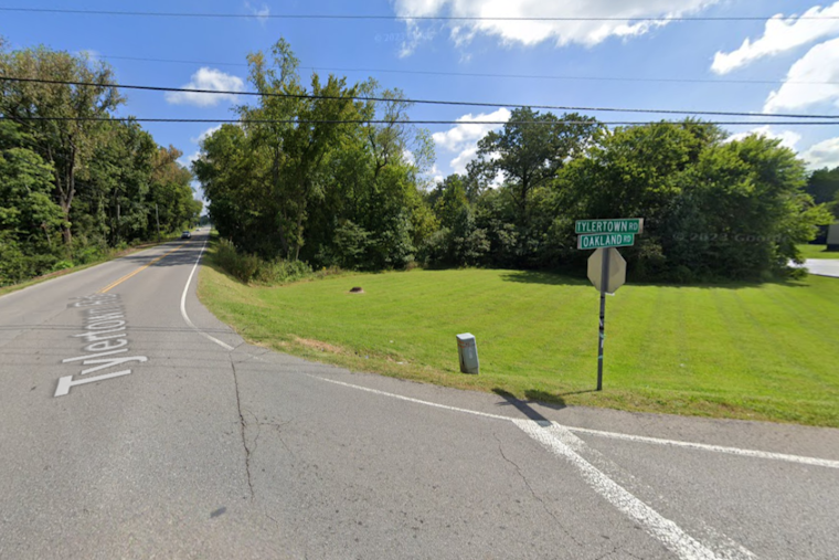 Motorcyclist Critically Injured in Collision with Pickup in Clarksville, Authorities Investigate