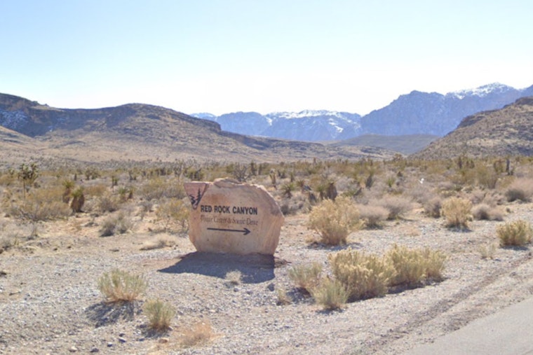 Motorcyclist Fatally Injured in Late-Night Crash Near Red Rock Canyon, NV