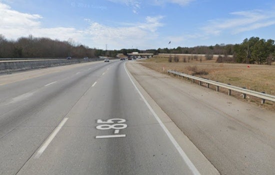 Multiple Crashes Cause Major Delays on I-85 in Kannapolis and Charlotte, Resulting in Road Closures and Traffic Diversions