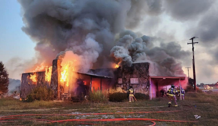 Multiple Firefighting Units Tackle Two-Alarm Commercial Blaze Near SH 199 in Coordinated Effort