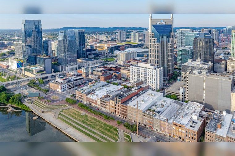 Nashville Heat Wave: Temperatures Soar with Highs Near 90 Degrees, Clear Skies Ahead
