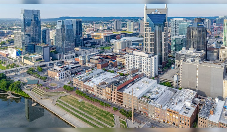 Nashville Heat Wave: Temperatures Soar with Highs Near 90 Degrees, Clear Skies Ahead