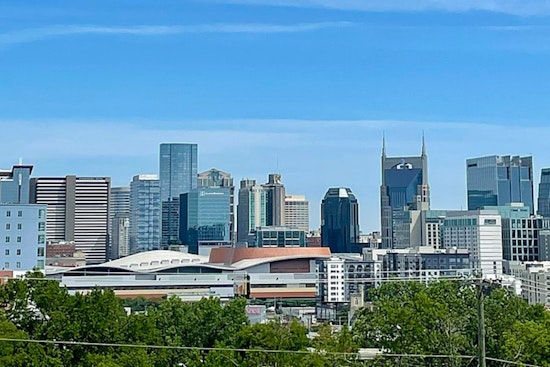 Nashville Hit by 'Code Orange' Air Quality Alert Amid Soaring Heat, Residents Advised to Limit Outdoor Activities