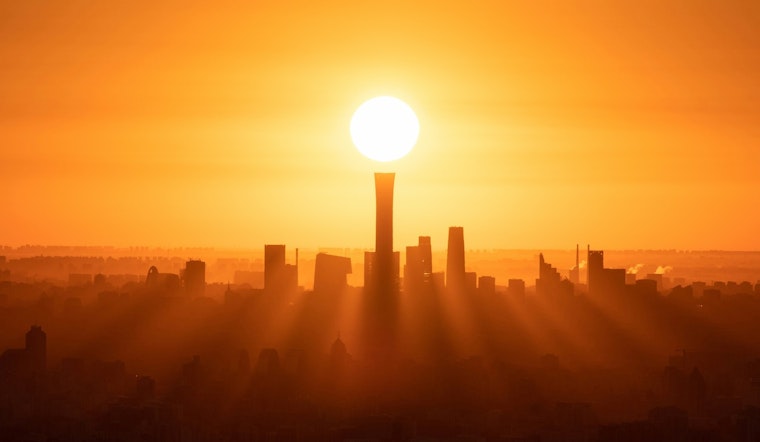 NWS Urges Caution as Seattle and Surrounding Areas Under Heat Advisory with Highs Reaching 90s