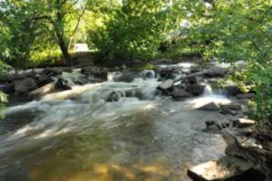 Off-Duty Rochester Officer and Son Rescue Kayakers from Dangerous Waters in Clinton River