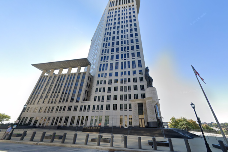 Ohio Doctor Barred from Prescribing Opioids, Ordered to Pay $4.7M After Drug Distribution and Fraud Accustations