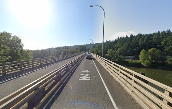 One Dead in Seven-Car Pileup on SR 14 in Camas