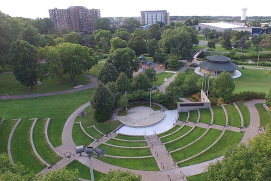 Open Mic Night at Veterans' Memorial Amphitheater, Denise Tennen Set to Lead Community in Song on August 8th