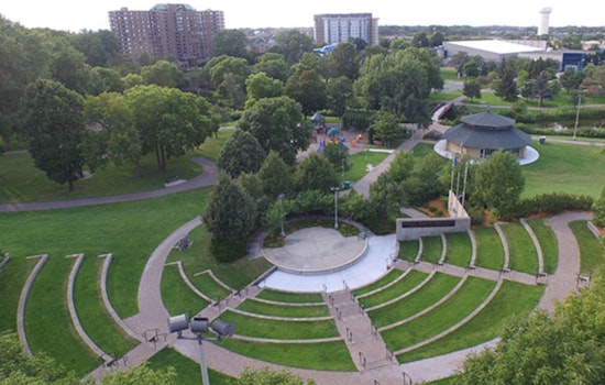 Open Mic Night at Veterans' Memorial Amphitheater, Denise Tennen Set to Lead Community in Song on August 8th