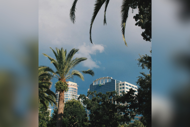 Orlando Braces for Stormy Afternoon, High Winds, Heavy Rain, and Lightning Strikes Forecasted