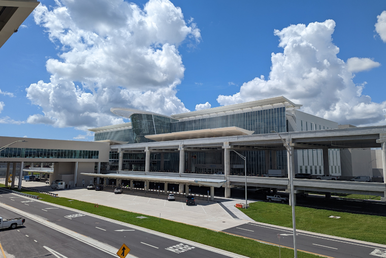 Orlando International Airport Introduces 'MCO Rewards' Program for Travelers
