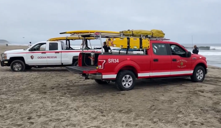 Paddleboarder Critically Injured at Ocean Beach, San Francisco, Saved by Quick-Acting Surfers and SFFD Rescue Efforts
