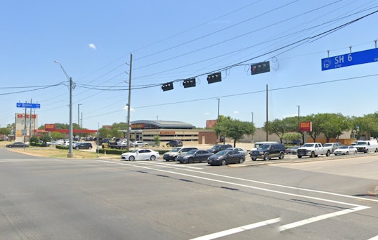 Pedestrian Fatally Struck by Vehicle on Highway 6 in West Houston, Causes Southbound Lane Closures