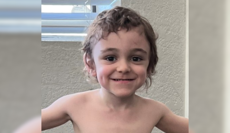 Peoria Police Locate Parents of Young Child Found Alone on Street