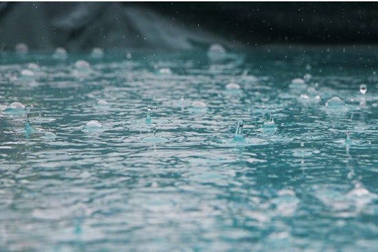 Philadelphia Braces for Scattered Showers and Potential Thunderstorm Today, Warmer Weekend Ahead with Sunny Labor Day Forecast