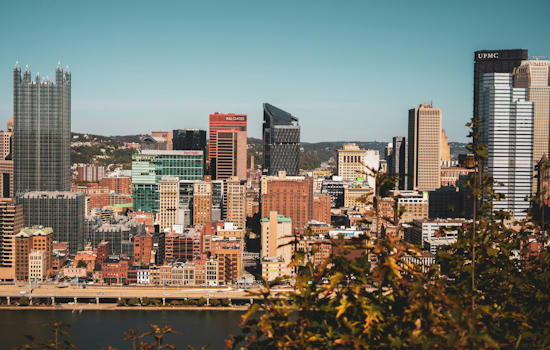 Pittsburgh Forecasts Clear Skies Post-Fog, Braces for Showers and Thunderstorms Ahead