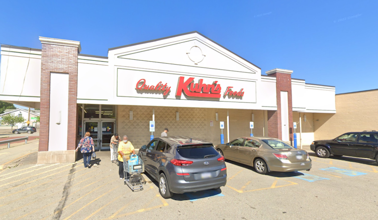 Pittsburgh Market Scene Turns Confrontational as Security Guard Discharges Weapon