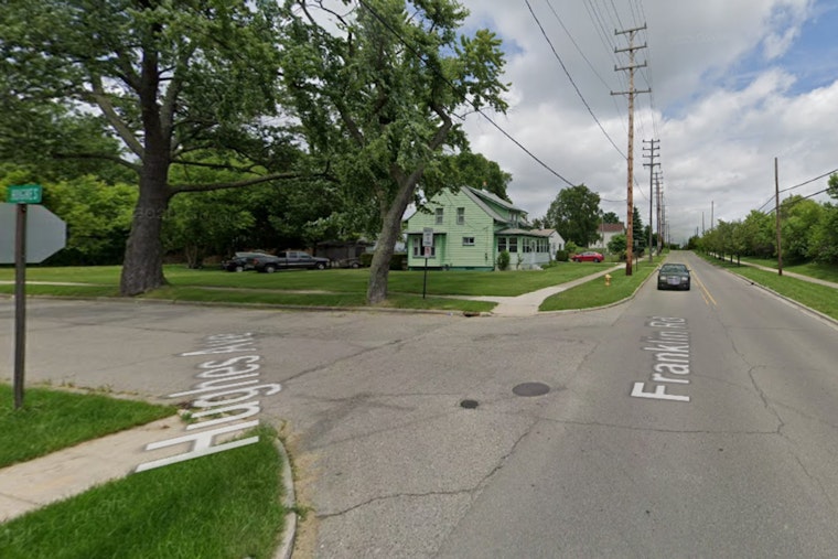 Pontiac Tragedy: 19-Year-Old Dies in High-Speed Crash, Seatbelt Use Highlighted as Life-Saving