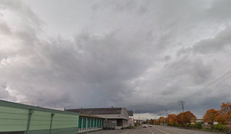 Portland Braces for Showers and Thunderstorms, Mild Temperatures to Persist