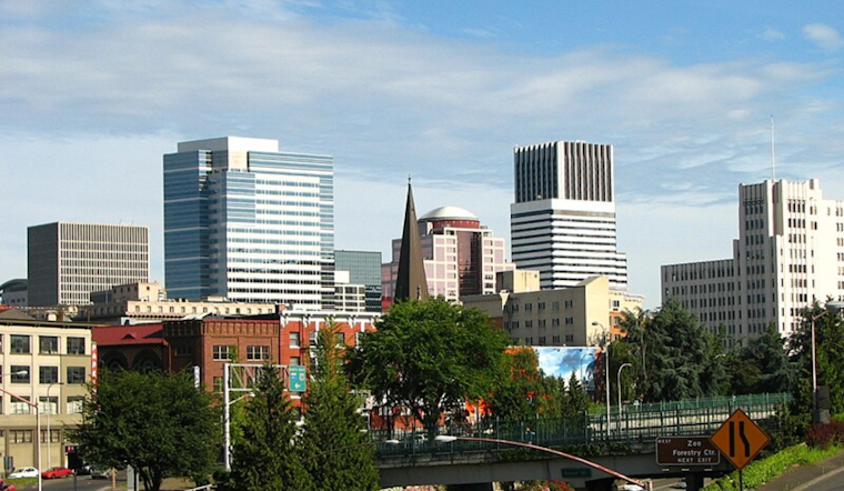 Portland Forecast: Mild Temperatures and Light Breezes with Chance of Weekend Showers