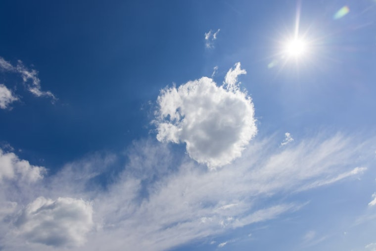 Portland's Weather Waltz: Shifting from Clouds to Sunshine with Showers on the Horizon