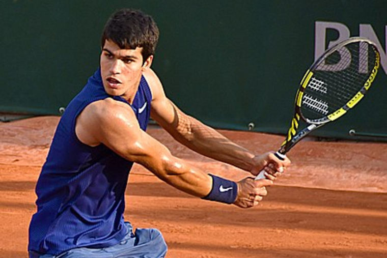 Rain Interruption Leaves Alcaraz and Monfils on Edge at Cincinnati Match, Resumes Today