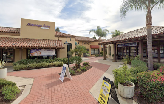 Rancho Bernardo Jewelry Store Hit by Hammer-Wielding Robber, San Diego Police Seek Suspect