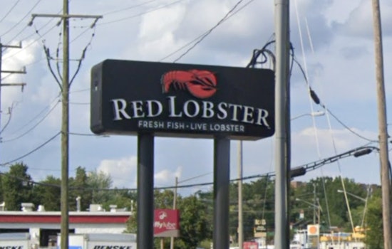 Red Lobster to Potentially Close Three Illinois Locations Amid Nationwide Retreat During Bankruptcy Proceedings