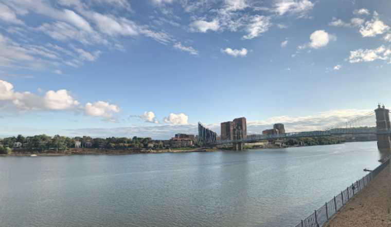 Rescue Team Saves Swimmer Attempting to Cross Ohio River Near Cincinnati