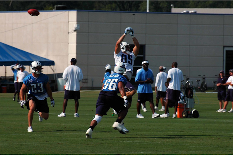 Rookie Brilliance Shines as Titans and Bears Seal Preseason Victories in Nashville and Chicago