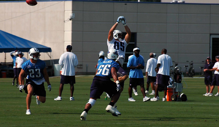 Rookie Brilliance Shines as Titans and Bears Seal Preseason Victories in Nashville and Chicago