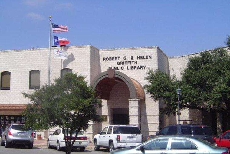 Round Rock Public Library Opens ESL Class Pre-Registration on August 19 with Limited Spots Available