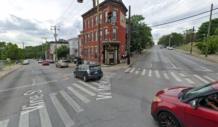 Rumpke Driver Robbed and Assaulted at Gunpoint in Cincinnati's Clifton Area, Police Seek Suspect