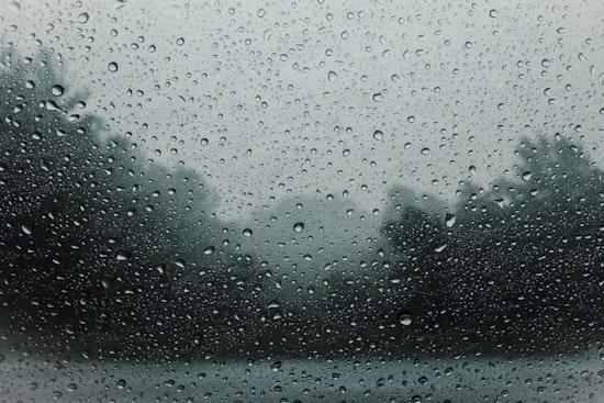 Sacramento Braces for Unusual Weather, Thunderstorms, Hail, and Flood Risks Ahead