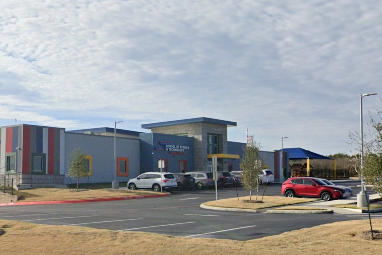 San Antonio Area School Briefly Lockdown as Police Detain Armed Man Near Campus