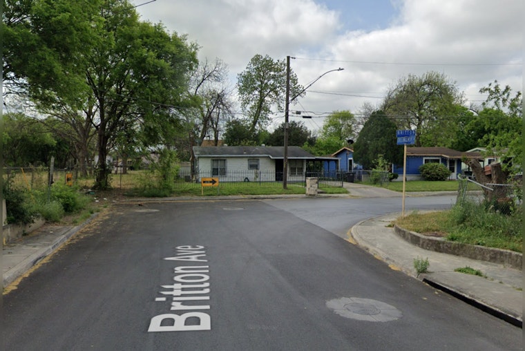 San Antonio Man Fatally Shot While Working on Car in Driveway, Police Seek Witnesses