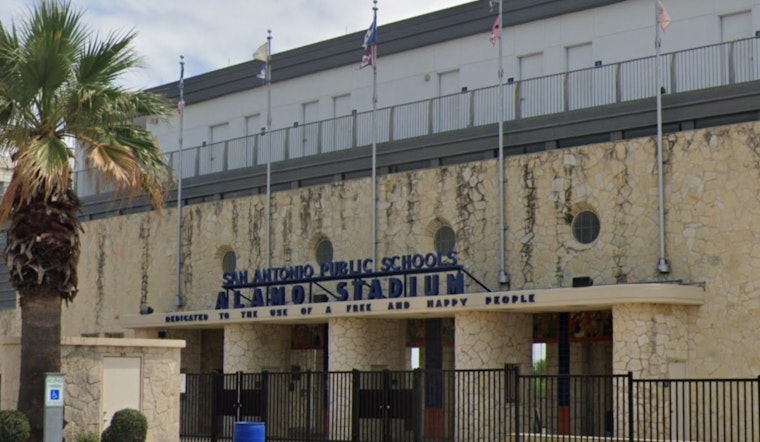 San Antonio's Lanier High School Football Team Kicks Off Season Preparations with Spirited Midnight Practice