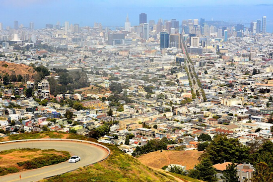 San Francisco Bay Area Enshrouded in Mist, NWS Reports Breezy Conditions with Low Visibility