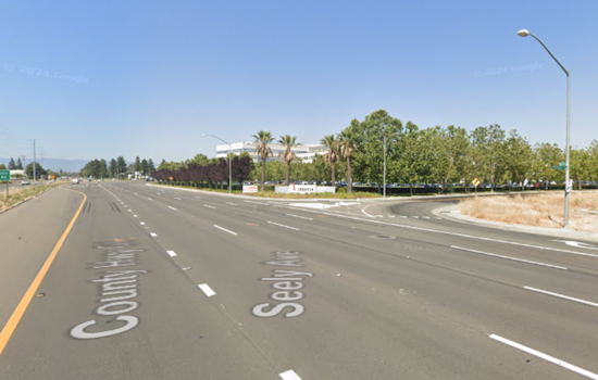 San José Fire Department Contain 3-5 Acre Blaze near Montague Expressway, No Injuries Reported