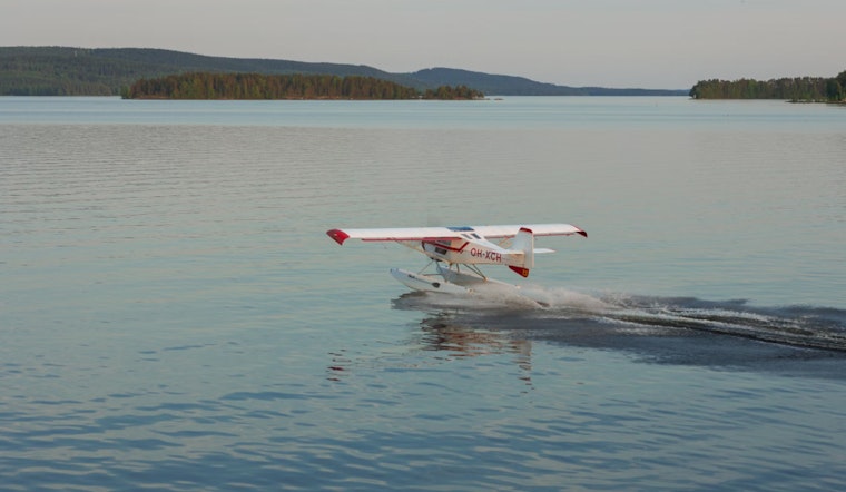 Seaplane Crash in Kent's Lake Meridian Leaves Pilot Critically Injured, Community Hailed for Rescue Efforts