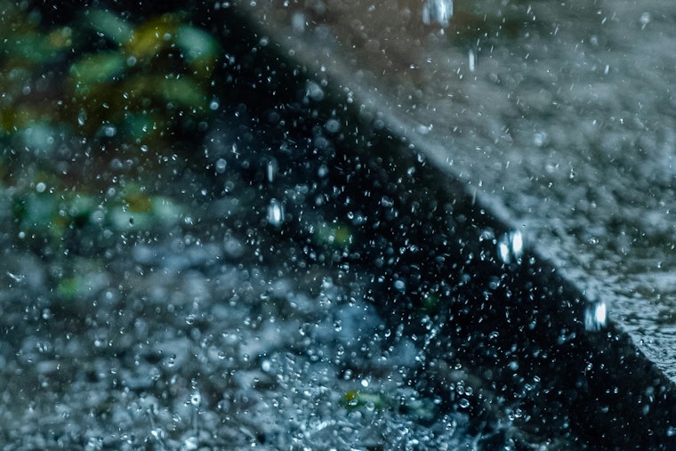 Seattle Braces for Rainy Start to Weekend with Warmer, Sunnier Days Ahead