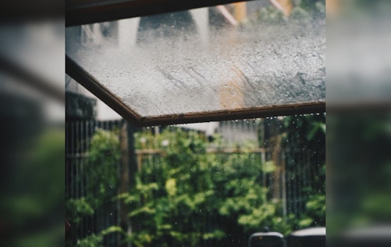 Seattle Braces for Showers, NWS Predicts Consistent Chances of Rain and Overcast Skies Ahead