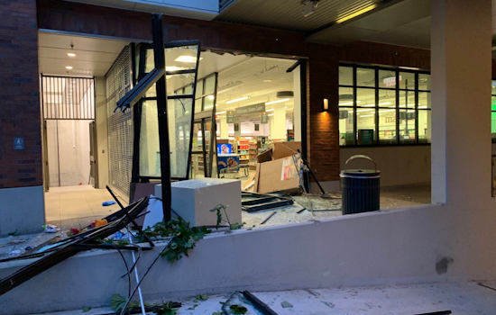 Seattle Police Investigate Early Morning Smash-and-Grab Attempt in Green Lake Neighborhood