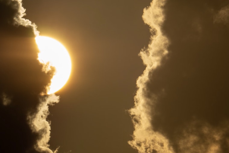 Seattle Prepares for Week of Fluctuating Weather with Highs near 97°F and Thunderstorms in the Forecast